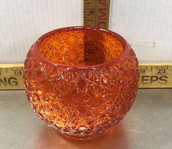 L.E. Smith Orange Daisy & Button Dish