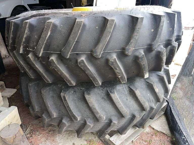 John Deere 10 Bolt Wheels & 20.8x38 Firestone Duals- 95% new