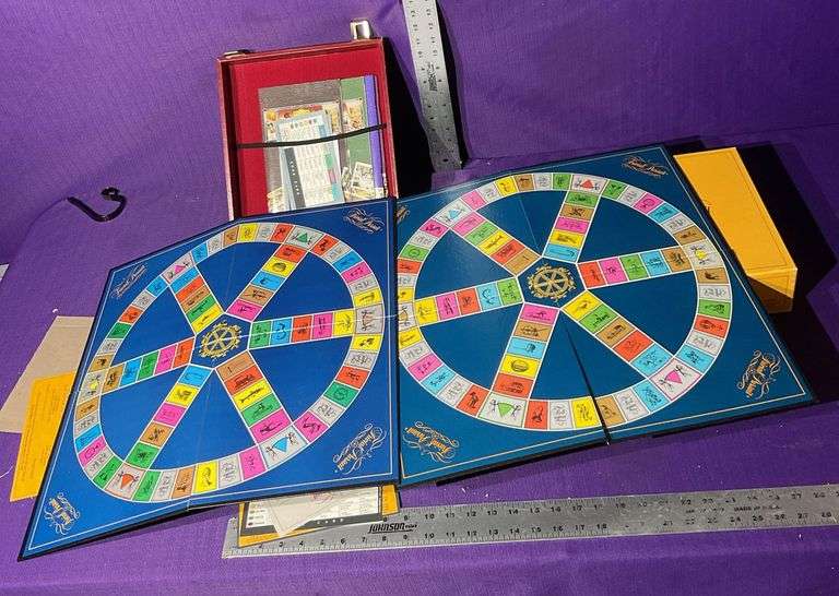 Trivial Pursuit &amp; Playing Cards - Sherwood Auctions