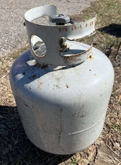 Flame King 5lb Refillable Propane Cylinder with OPD Valve