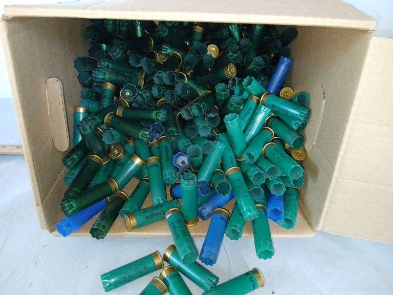 Box of 12 Gauge Plastic Shotgun Casings - Sherwood Auctions