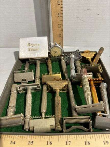 Early 1900s Men’s Razors - Sherwood Auctions