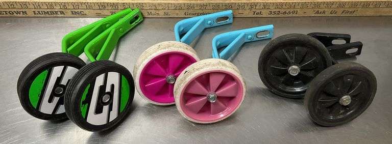 3 Pairs of Training Wheels