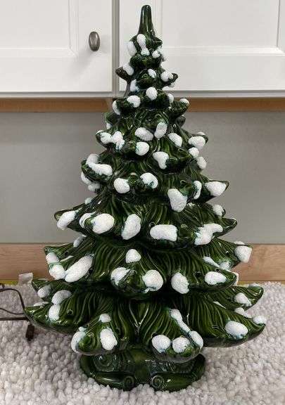 Ceramic Christmas Tree & Rug