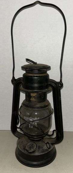 Feuerhand Baby Special 276 Kerosene Lantern