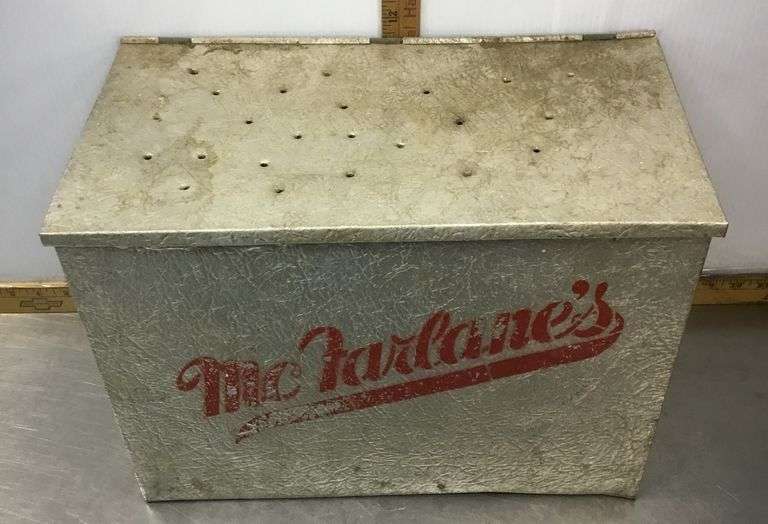 Mc Farlane’s Dairy Box