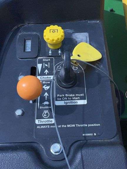 John Deere Z225 Zero Turn- runs w/ 42” Edge System- 527 hrs