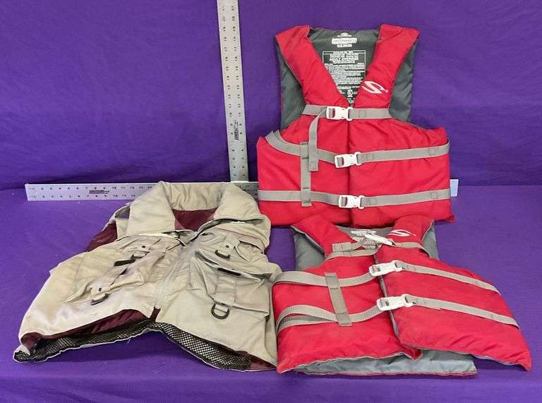 XXL Fishing Lif Jacket & Pair of Adult Life Jackets