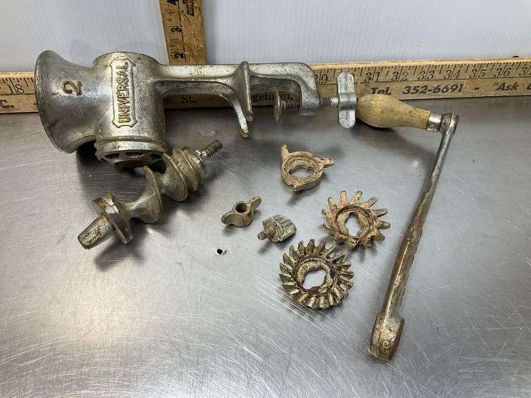 Universal Meat Grinder & Rosette Cookie Makers