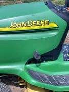 John Deere LT 150 5-Speed Lawn Tractor- runs w/ 38” Deck