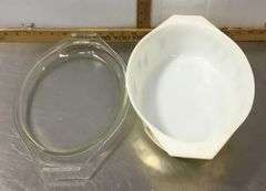 Golden Hearts PYREX Casserole Dish With Lid