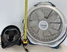 Two Fans, has power when plugged in