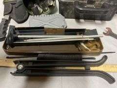 Shotgun Ammo Box, Hatchet & Knives Set, Lee Auto Primer
