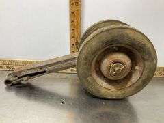 Dormeyer Model 5-7001 Saw (powers on) & Heavy Item with Wheels