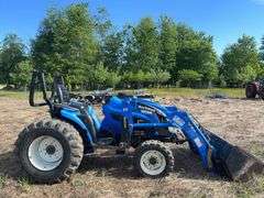 2005 New Holland TC33DA Tractor w/ 14LA 60” Loader & 914A 72” Belly Mower