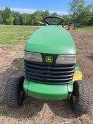 John Deere LT 150 5-Speed Lawn Tractor- runs w/ 38” Deck