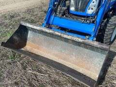 2005 New Holland TC33DA Tractor w/ 14LA 60” Loader & 914A 72” Belly Mower