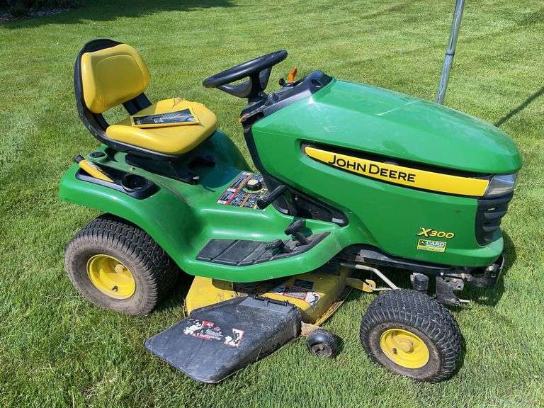 2006 John Deere X300 Lawn Tractor- 668 hours w/ Edge 42” Deck + Bagger System- runs/see video