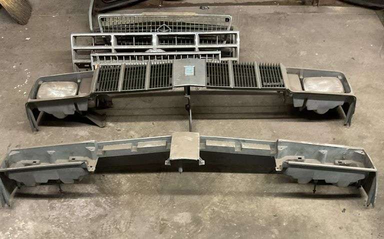 Front Clips & Grill Inserts