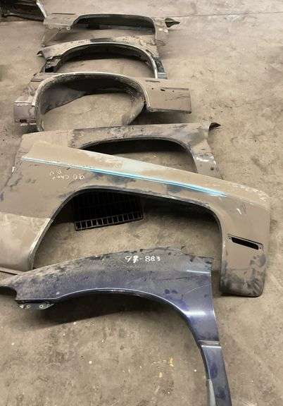 Chevy Pick Up, Cutless Supreme & More Assorted Fenders
