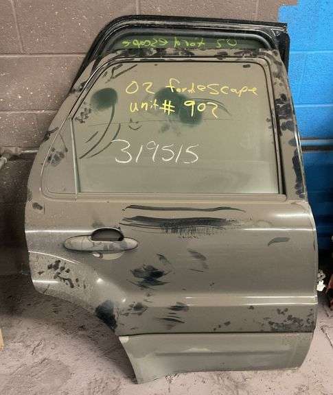 Pair of 2002 Ford Escape Doors
