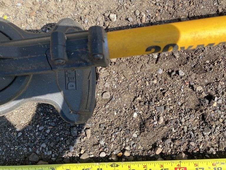 DeWalt 20 Volt Cordless Weed Trimmer (No Battery)