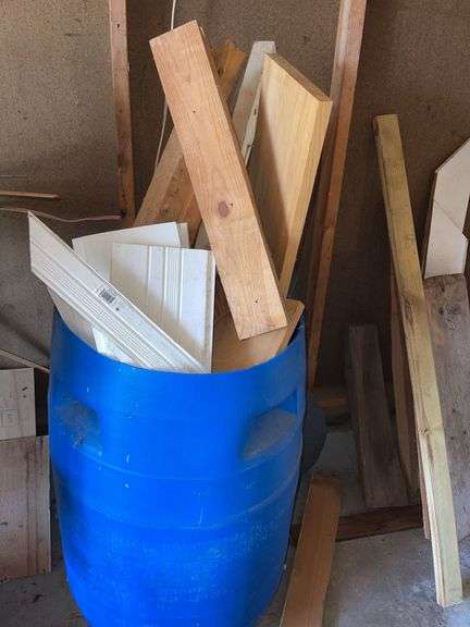 Lots of Hardwood Boards, Logs & Scrap Wood- there is a lot- see pics & details!
