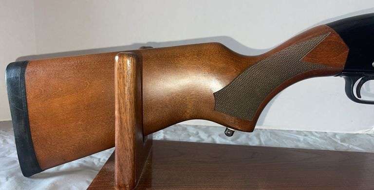 Winchester Model 1500 12 gauge Pump Shotgun