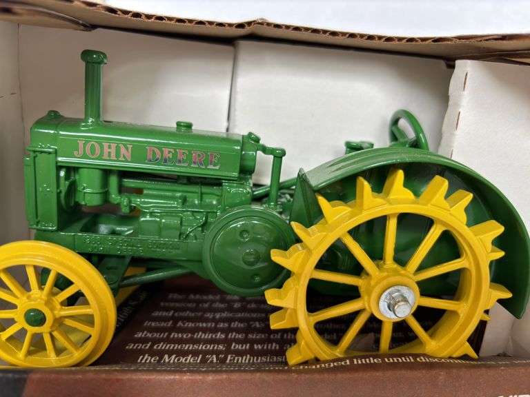 John Deere 1935 Model “BR” Tractor Scale 1/16th