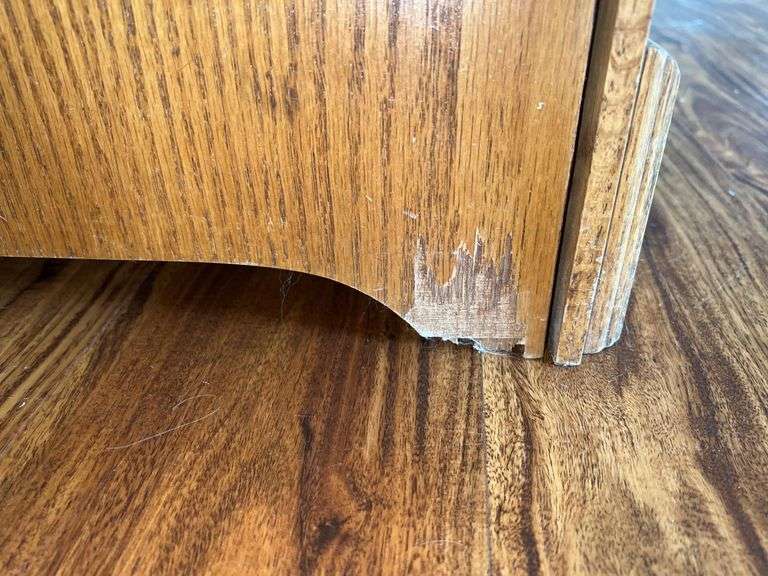 Oak Ice Box (26”T,22”L,16”D)