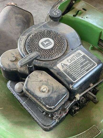 John Deere 21” Push Mower- pulls easily
