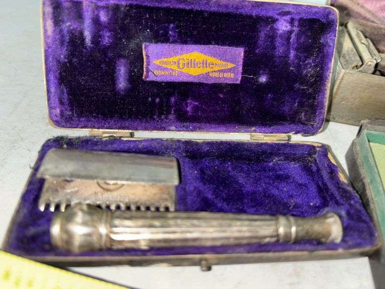 Gillette & Other Vintage Razors