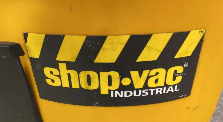 Industrial Shop Vac 6.25 Peak HP Max, Has Power When Plugged In