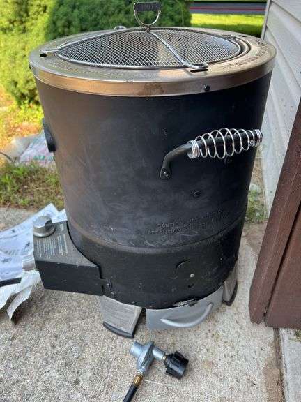 Char-Broil The Big Easy Oil-Less Propane Turkey Fryer (22”T,22”W,21”L)