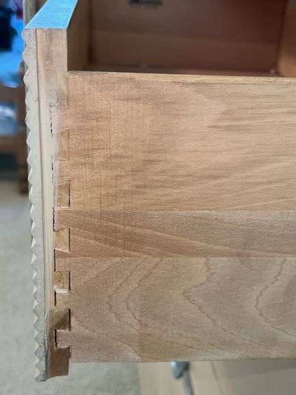 MCM Mengel Blonde Four Drawer Dresser (42.5”T,33”L,18”D)