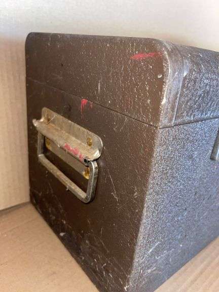 Kennedy 32”x10”x9” Tool Box w/ Tool Shelf & Contents