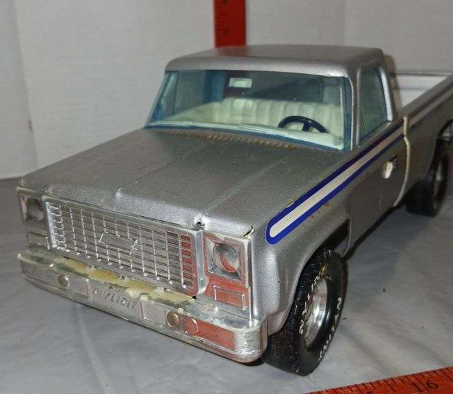 Nylint GTE Pickup Truck + Toys