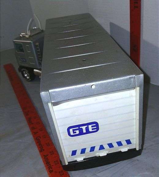 Nylint GTE 21" Semi Truck