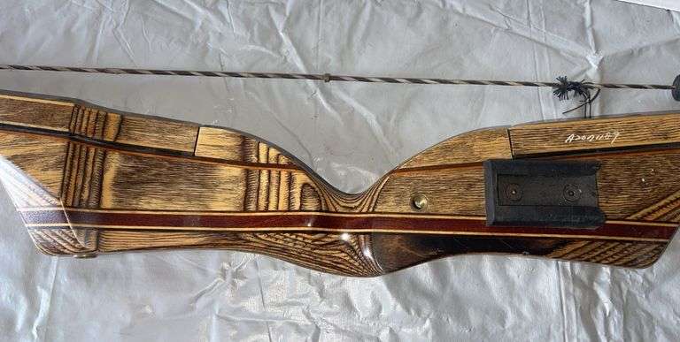 Samick Hawk Eye 56” Recurve Bow, Take-Down 62”-50lbs