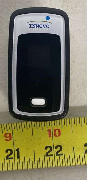 Innovo Medical iP900AP Fingertip Pulse Oximeter - Sherwood Auctions