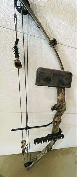 Mystic Rebel Right Hand Compound Bow by Hoyt USA