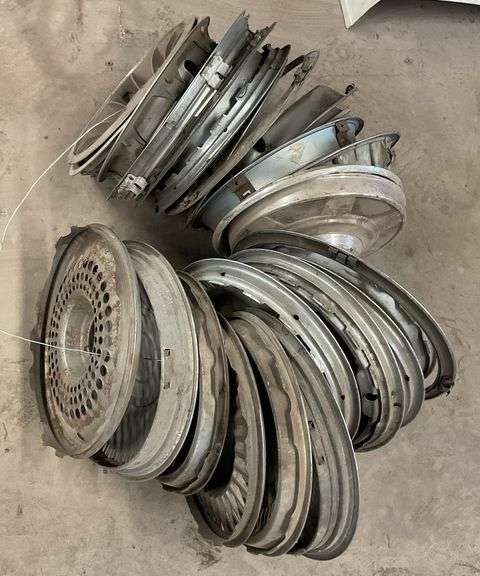 Bundle of Hub Caps & Beauty Rings