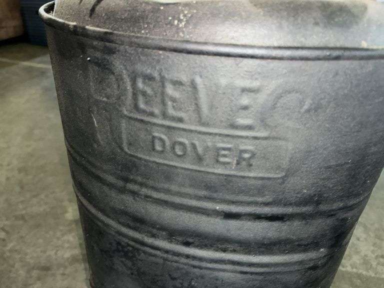 Antique Reeves Dover Tin Stove (27”T,21” L,16”D)
