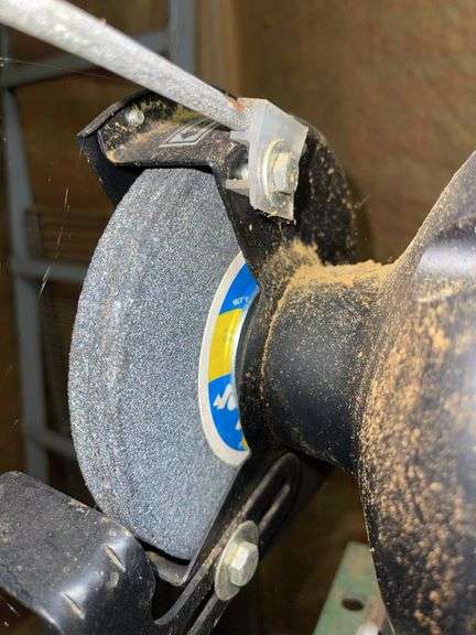 ValueCraft 6” Wheel Grinder- has power on 41” tall Steel Stand