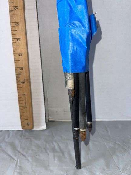 Bloodsport Hunter Extreme Six Unused Arrows & 15 Various Arrows