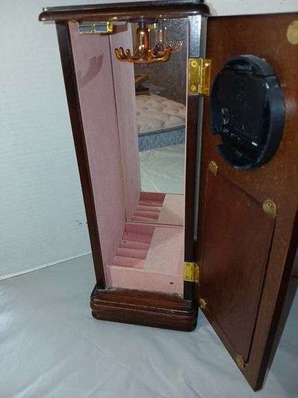 Neclaces, Ear Rings and Jewelry Box with Clock