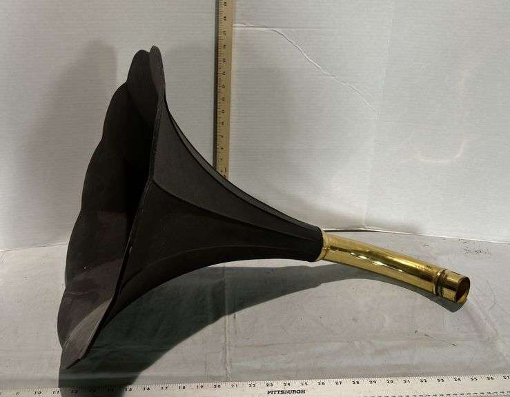 Music Horn Speaker off a Guild Grafonola Radio Victrola Edison Style
