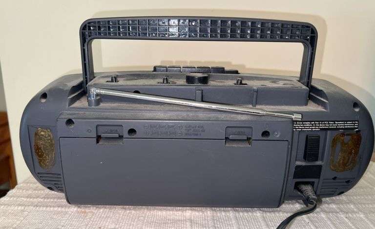 Samsung 13” TV w/ Remote & Philco Radio- Both Have Power
