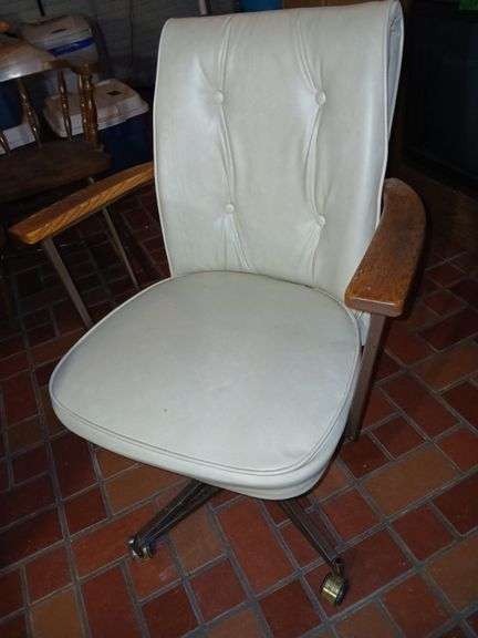 MCM 47"×35.5"×29.5" Table & Four Leather Rolling Barrel Chairs