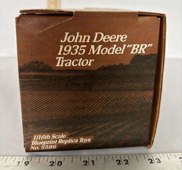 John Deere 1935 Model “BR” Tractor Scale 1/16th